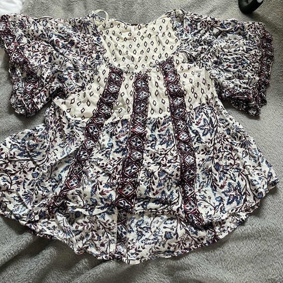 FREE PEOPLE TOP - Picture 1 of 4